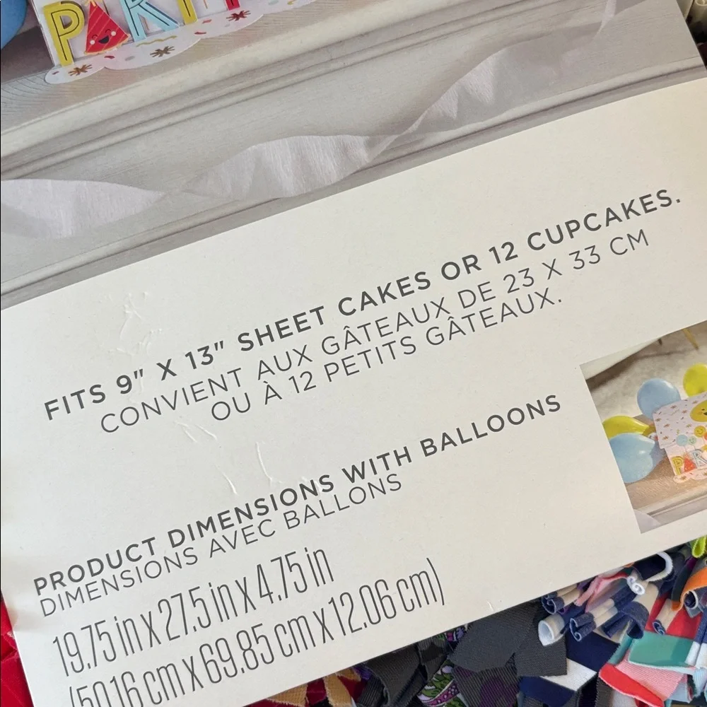 🆕American Greetings Cake Stand With 9 Balloons